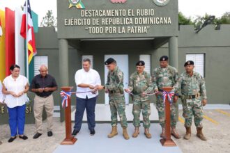 Ejército entrega destacamento remozado en El Rubio para fortalecer capacidad operativa en Santiago
