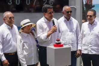 David Collado inicia construcción del malecón y playa Los Almendros en Baní con inversión de RD$136.9 millones
