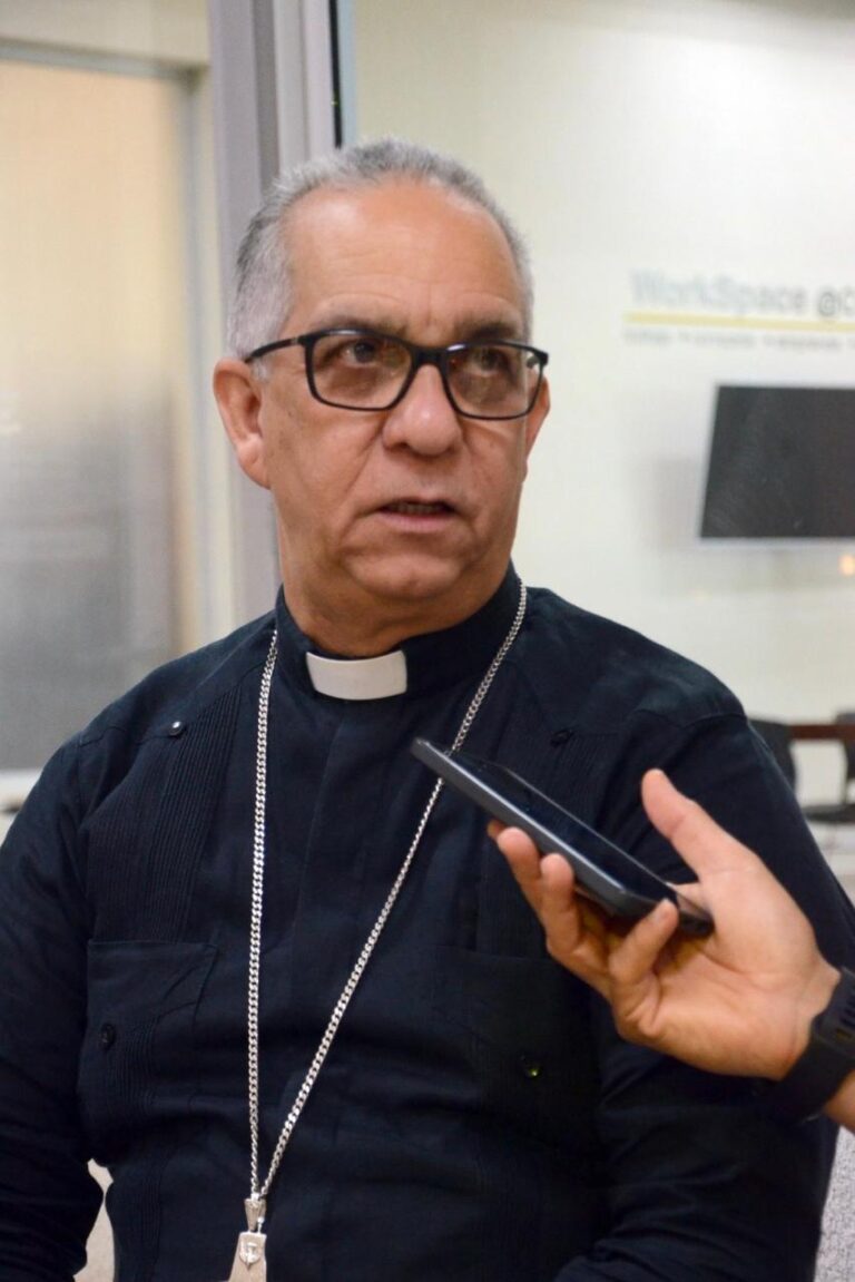 Arzobispo de Santiago respalda el nuevo Código Penal y pide corregir artículos