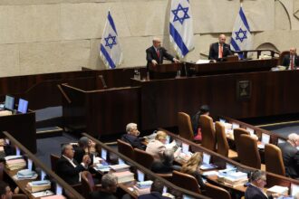 El parlamento de Israel se disolvió y pone rumbo a las elecciones del 27 de octubre