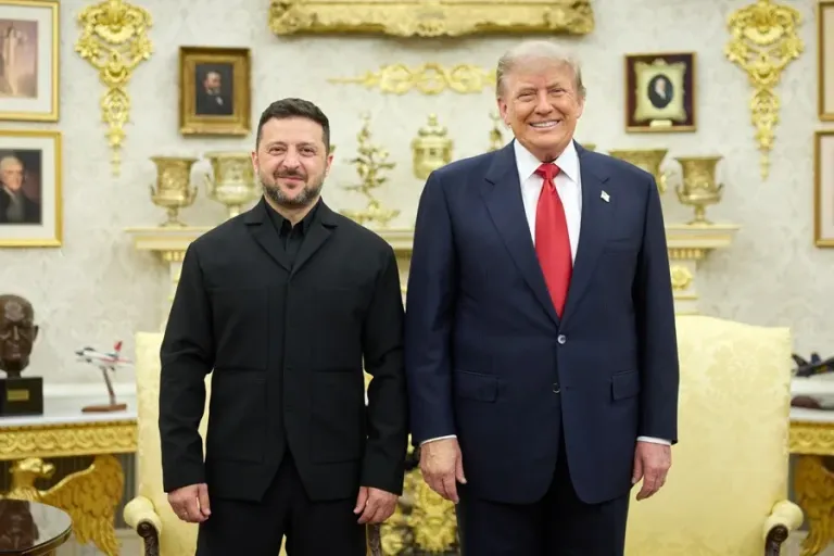 Donald Trump y Zelenski dialogan en la Casa Blanca sobre la fabricación ucraniana del sistema de misiles Patriot