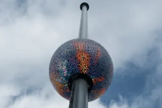 La bola de cristal de Times Square bajará ocho veces para celebrar la Independencia de EE.UU.