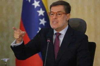 Corea del Norte felicita al nuevo canciller venezolano y traslada su deseo de desarrollar lazos