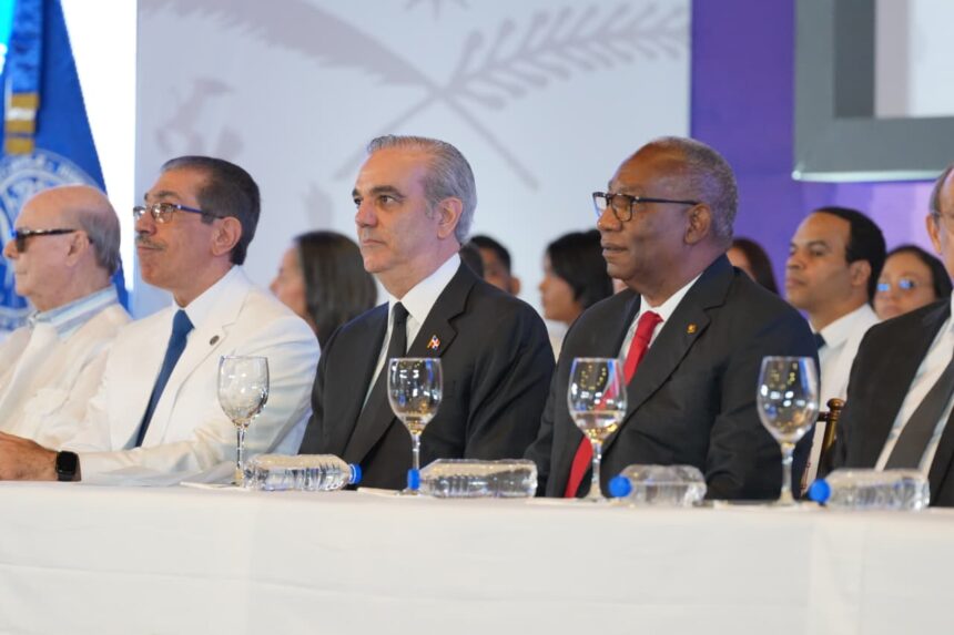 Jorge Asjana asume Rectoría de la UASD con promesa de modernizar la institución