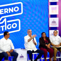 Abinader prioriza soluciones al agua potable durante encuentro comunitario en Samaná