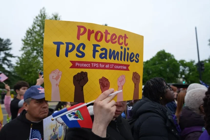 Los haitianos pierden su protección en EE.UU. mientras que el Gobierno de Trump alista su deportación masiva