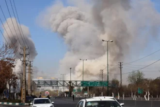 Irán informa de ataques contra objetivos de EEUU en Siria y Catar con varios muertos
