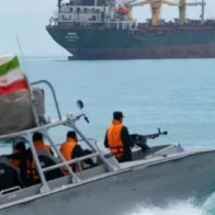 EE.UU. reimpone el bloqueo naval a Irán y lanza una nueva ola de bombardeos