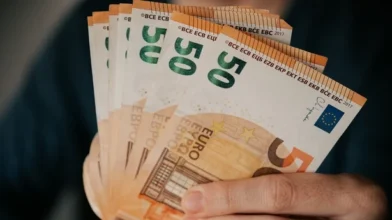 euros.