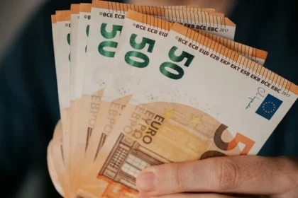 euros.