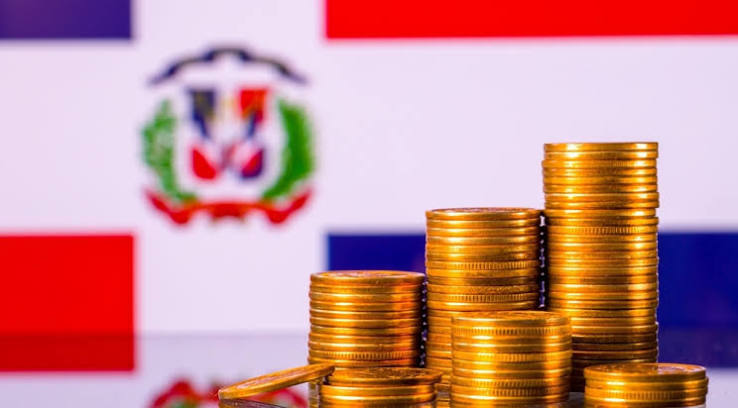 Calificadoras de riesgo y banca internacional destacan la fortaleza de la economía dominicana