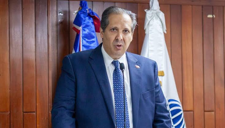 Equipo médico dominicano en Venezuela atenderá hasta 200 personas al día, informa Salud Pública