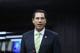 Diputado Félix Michel vincula cacerolazos con inconformidad por situación económica y social