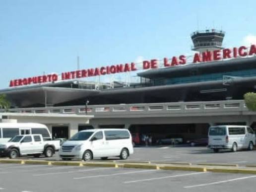 Reportan filtración de agua en área del Aeropuerto Internacional de Las Américas