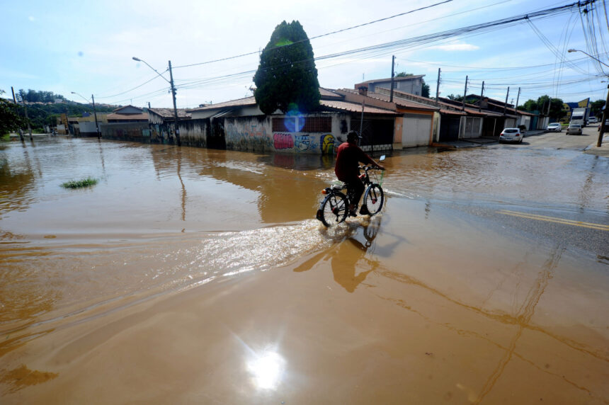 Temporales con vientos de más 100 km/h dejan cinco muertos, apagones y estragos en Brasil