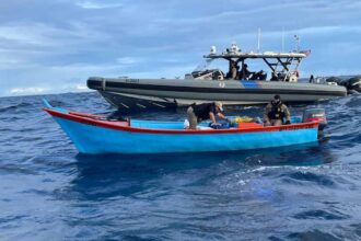 Autoridades detienen a 37 migrantes indocumentados en aguas de Puerto Rico