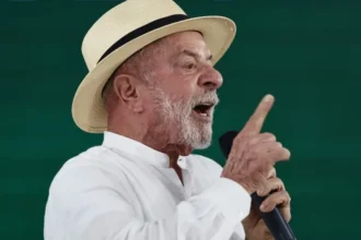 Lula cree que Estados Unidos “intentará interferir en las elecciones” a favor de Flávio Bolsonaro