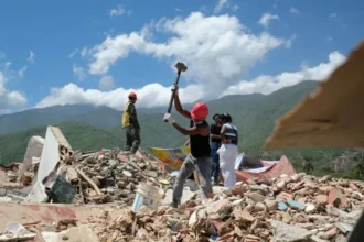 El Gobierno venezolano y la ONU apuestan por casas prefabricadas para los afectados por los terremotos