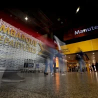 Un tiroteo se presentó en la zona exterior del mayor aeropuerto de Brasil por un intento de envío de cocaína