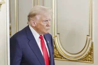 Trump asegura que el primer ministro británico le ha prometido explotar el petróleo del mar del Norte