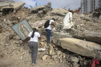 Asciende a 5.346 la cifra de muertos por el doble terremoto en Venezuela