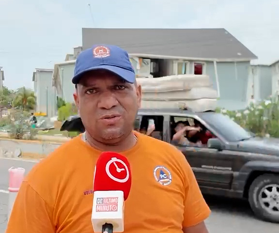 Voluntarios mantienen búsqueda de sobrevivientes una semana después de terremoto en Venezuela
