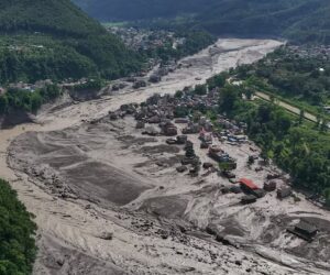 Australia confirma que 34 de sus ciudadanos están desaparecidos tras la riada en Nepal