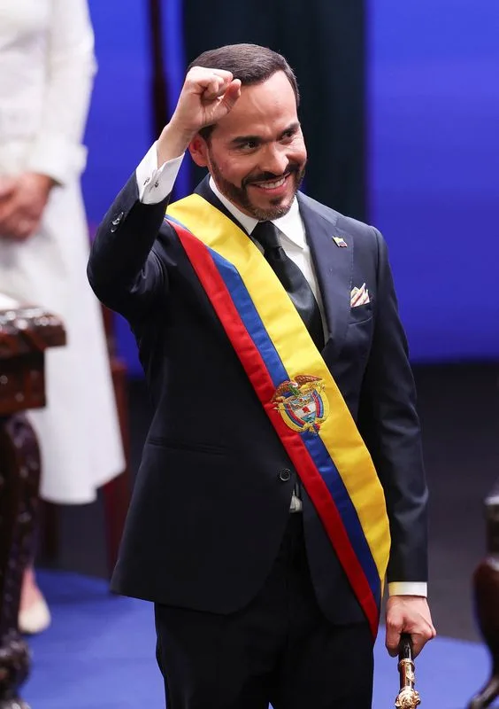 Abelardo de la Espriella propone “regeneración integral” para fortalecer el Estado y la economía