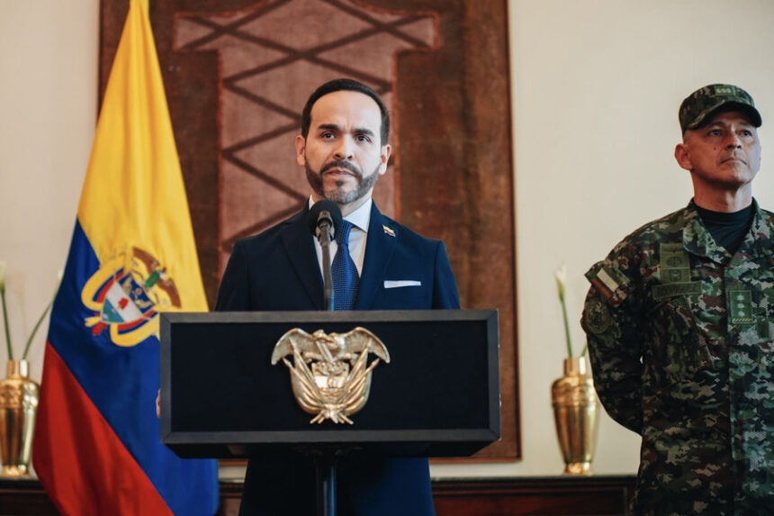 Presidente de Colombia ordena operativos contra migrantes en situación irregular