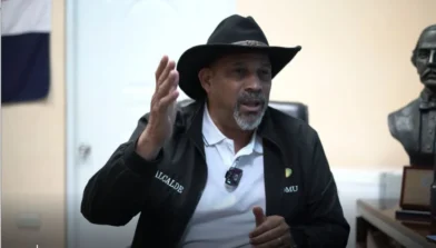 Alcalde de Dajabón lidera patrullaje para enfrentar la delincuencia