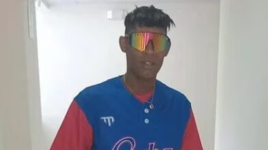 Dos atletas cubanos que desertaron durante los Juegos Centroamericanos tramitan su regularización en República Dominicana