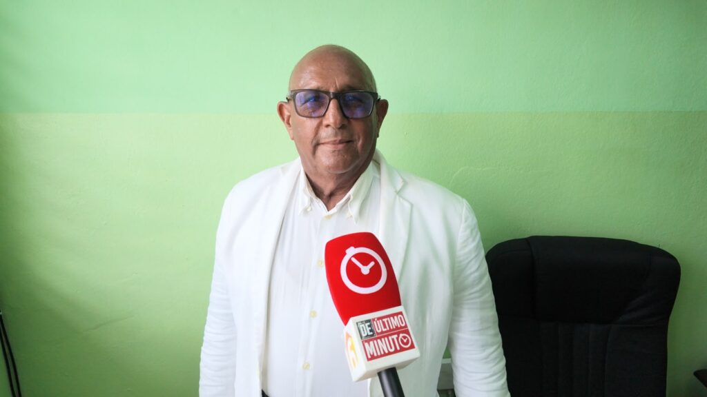 Director celebra inicio de clases y pone el foco en reforzar los aprendizajes de lectura y escritura