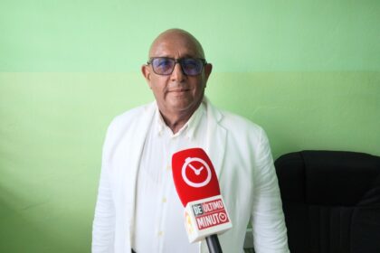 Director celebra inicio de clases y pone el foco en reforzar los aprendizajes de lectura y escritura