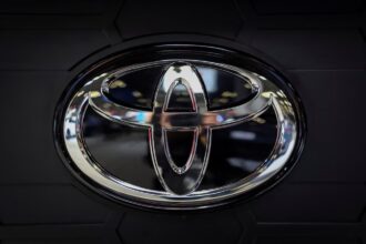 Toyota retira más de 500.000 Camry en EE. UU.: cuál es la falla y qué modelos están afectados