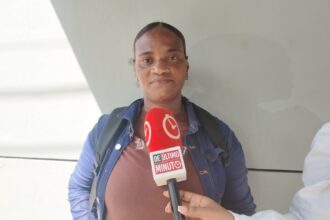 Madre pide ayuda para niño con parálisis cerebral en República Dominicana