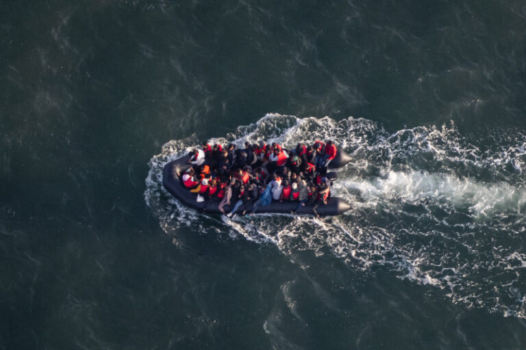 Más de 2.000 migrantes cruzan el Canal a Reino Unido desde la llegada de Burnham al poder