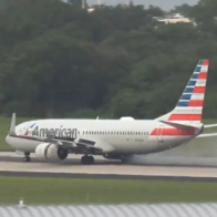 American Airlines reporta que avión a punto de aterrizar le explotaron los neumáticos en Chicago