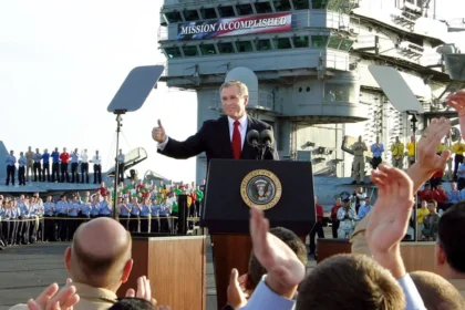 Irán ironiza con la guerra económica de EEUU y la compara con el "misión cumplida" de Bush en Irak