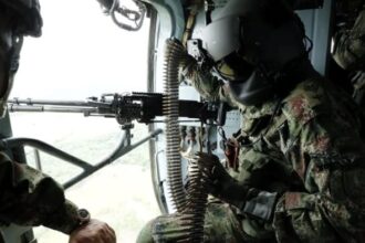 Suben a 20 los muertos en una operación contra una disidencia de las FARC en Colombia