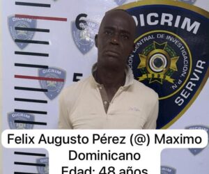 Policía apresa pareja señalada por despojar a ciudadanos de prendas, celulares, dinero en efectivo y otros artículos de valor