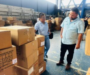 Distrito Educativo 14-04 de Samaná recibe 13,989 kits escolares para garantizar un buen inicio del año escolar