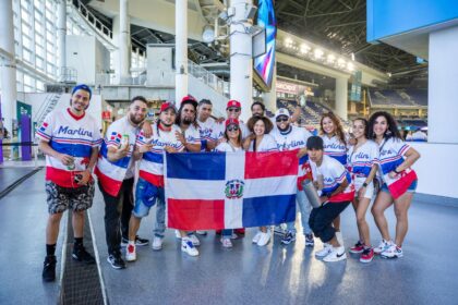 Arajet, MiTur y los Marlins celebran el Dominican Heritage Day en Miami