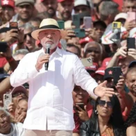Lula da Silva lidera intención de voto en Brasil con 39 % al inicio de la campaña electoral