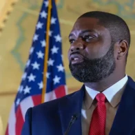El candidato republicano a gobernador de Florida apoya a Trump «en la caída del régimen» de Cuba