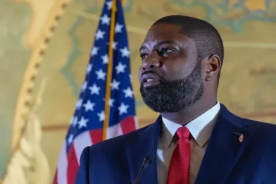 El candidato republicano a gobernador de Florida apoya a Trump «en la caída del régimen» de Cuba