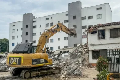 Entre escombros y recuerdos, Cali comienza su reconstrucción tras el terremoto