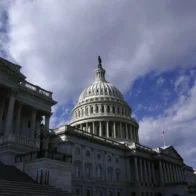 El Senado de Estados Unidos aprueba plan para evitar un cierre de Gobierno antes de las elecciones