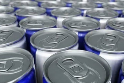 Joven termina hospitalizada tras meses de agotamiento y consumo excesivo de energizantes