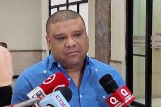 Diputado respalda suspensión del registros de proveedores del Estado a 10 senadores