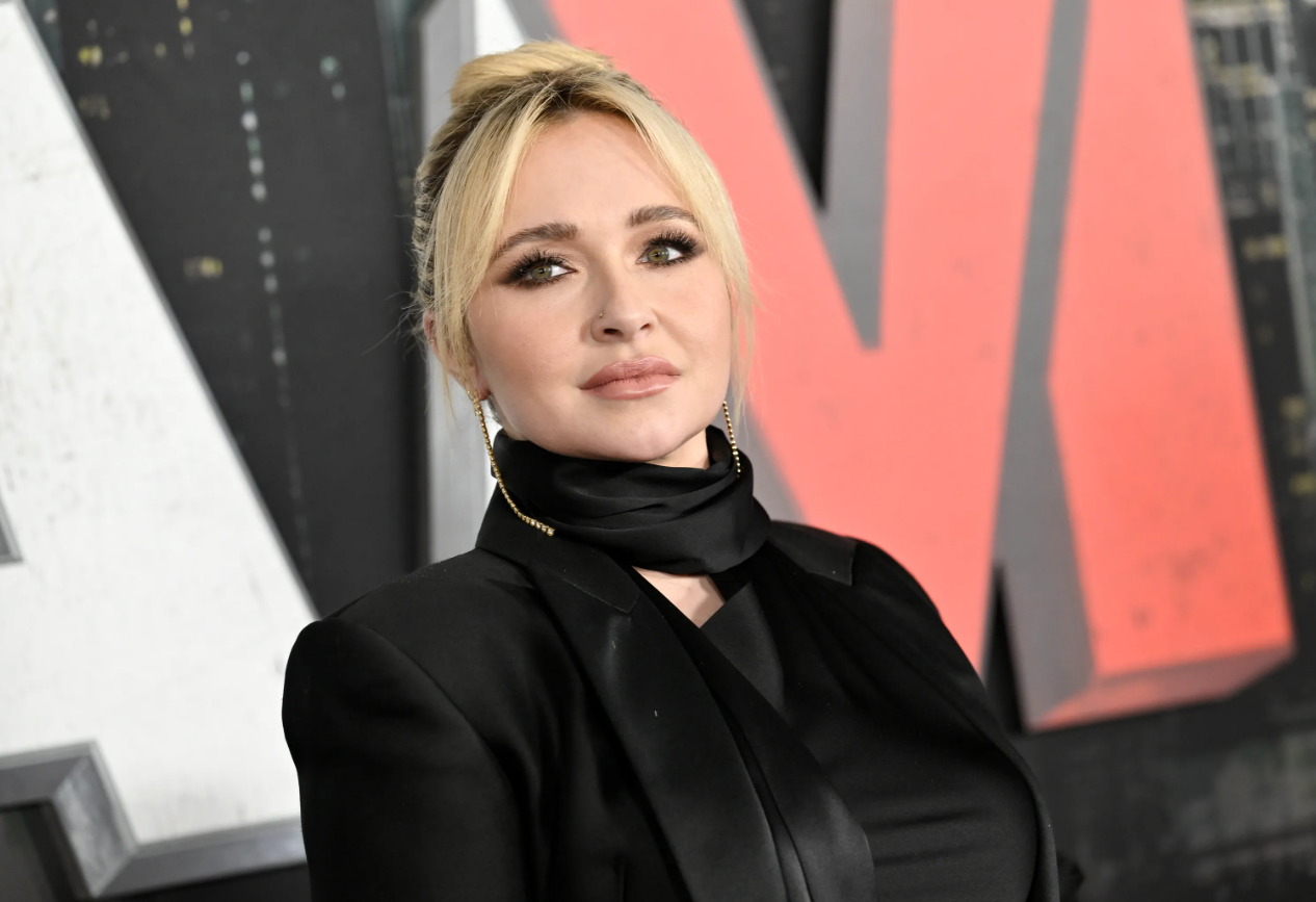 Hayden Panettiere, estrella de "Héroes" y "Nashville", fallece a los 36 años Hayden Panettiere, estrella de "Héroes" y "Nashville", fallece a los 36 años